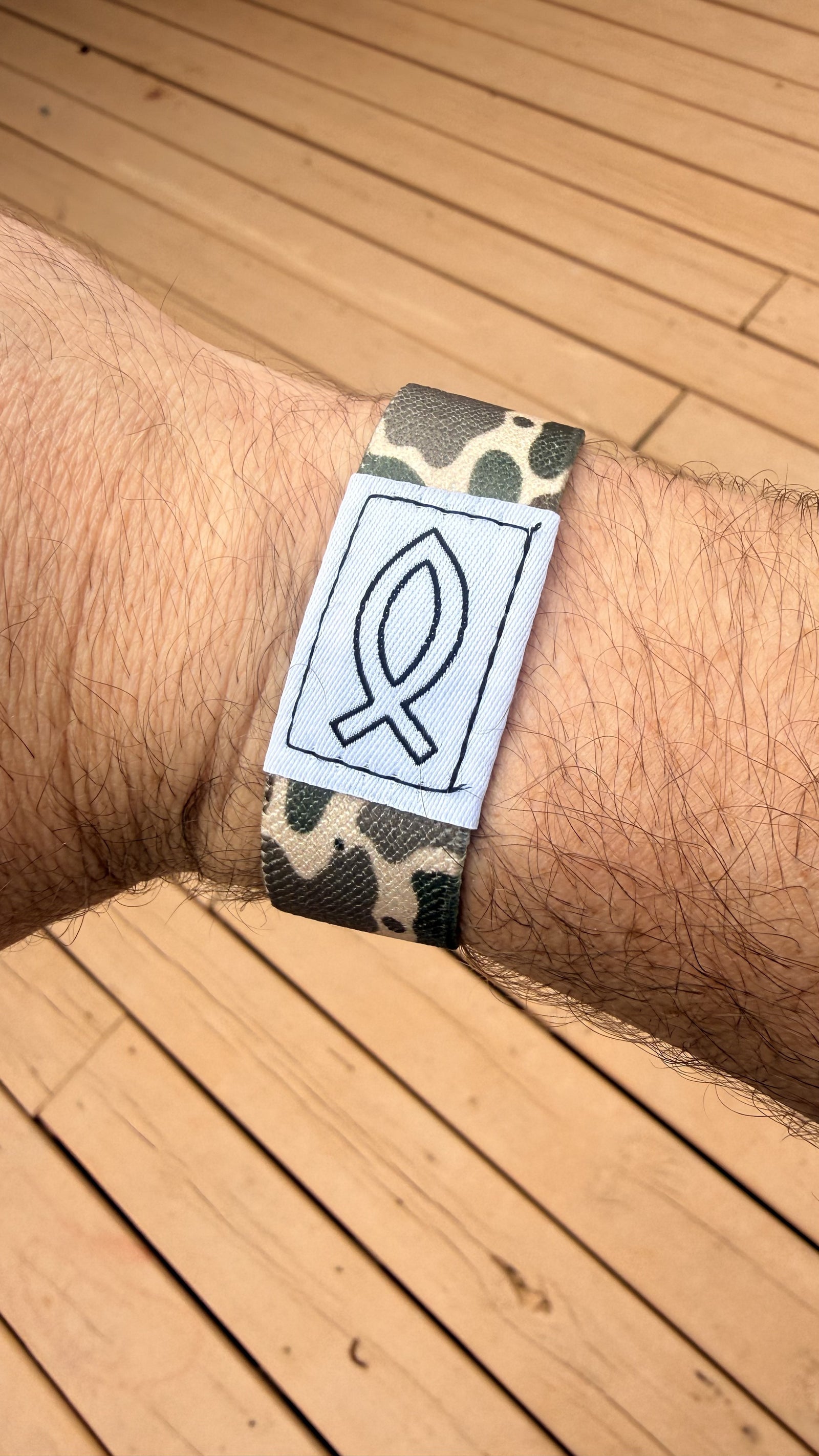 Retro Duck Camo Bible Band NFC wristband for hunters and outdoorsmen