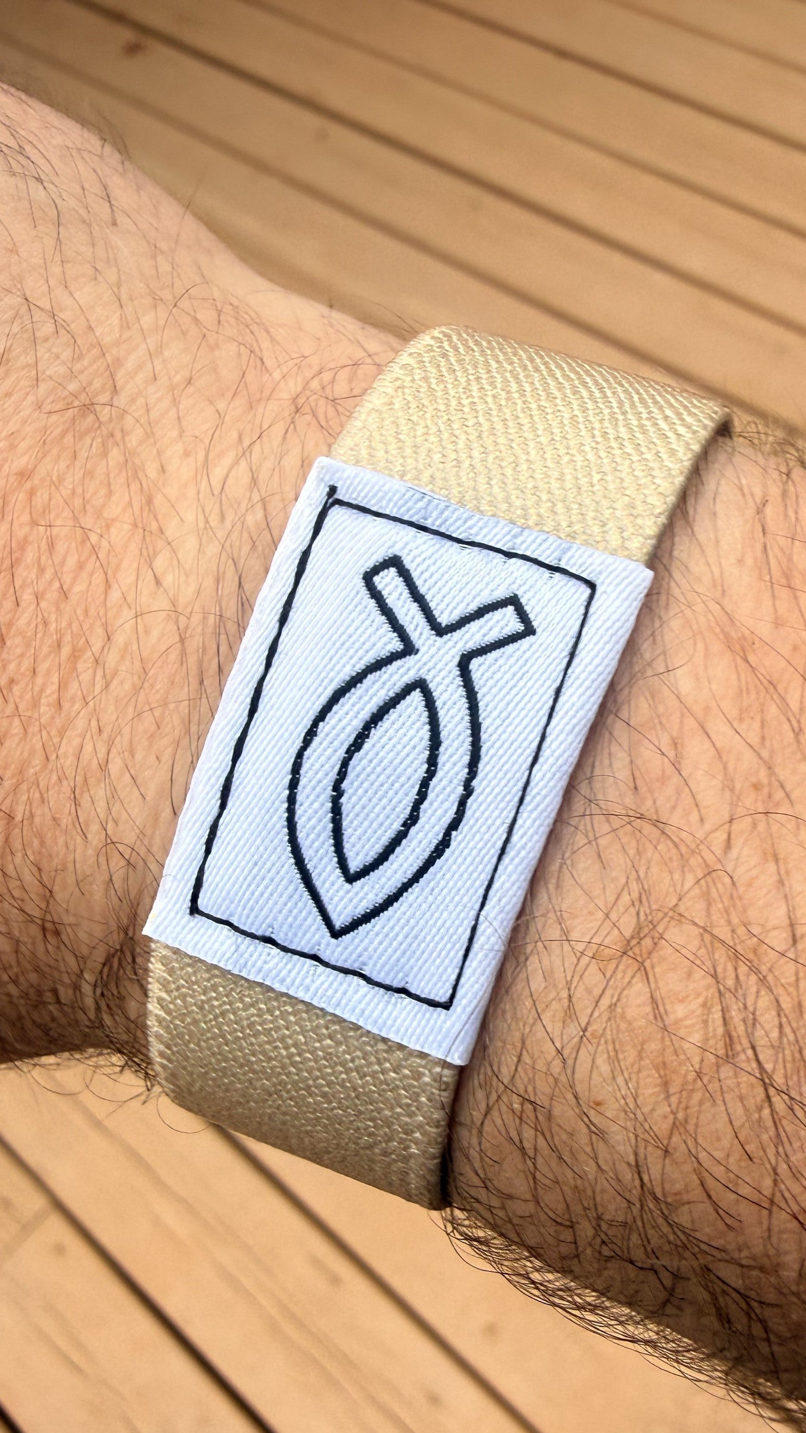 Field Khaki Bible Band wristband shown flat with Retro Duck Camo lining