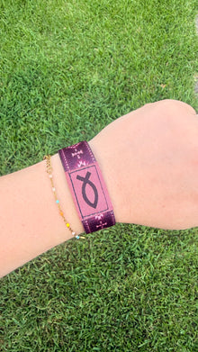 Maroon / Maroon Aztec — reverse side