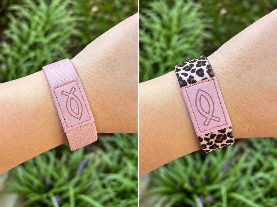 The Bible Band | Tap-to-Open Daily Scripture Wristband - Bible House GoodsTBB-A-MVCHMedium — 180mm (7.1")