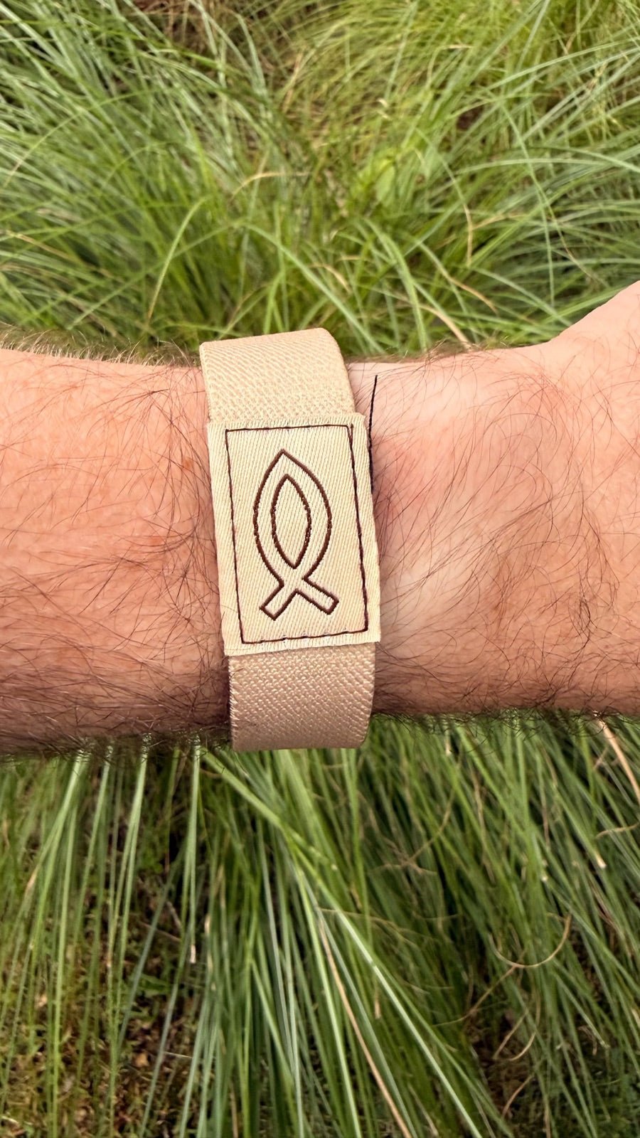 The Bible Band | Tap-to-Open Daily Scripture Wristband - Bible House GoodsTBB-A-MVCHMedium — 180mm (7.1")